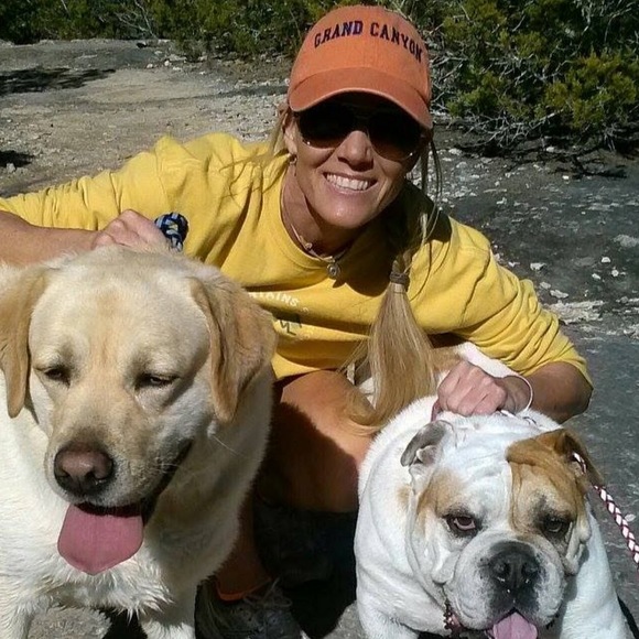 Meet your Posher, Terri - Picture 1 of 1